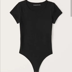 NWT ABERCROMBIE SOFT AF BLCK SHORT SLEEVE BODYSUIT